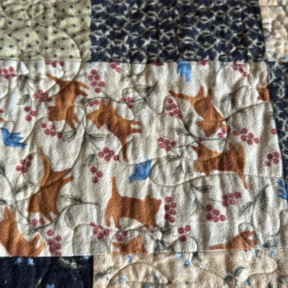 Hand made flannel quilt - Picture 5 of 11